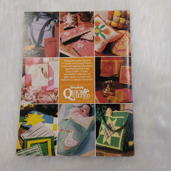 BOOK Vintage Simplicity Quick & Quilted Projects, includes Uncut pull-ou… - Picture 13 of 13